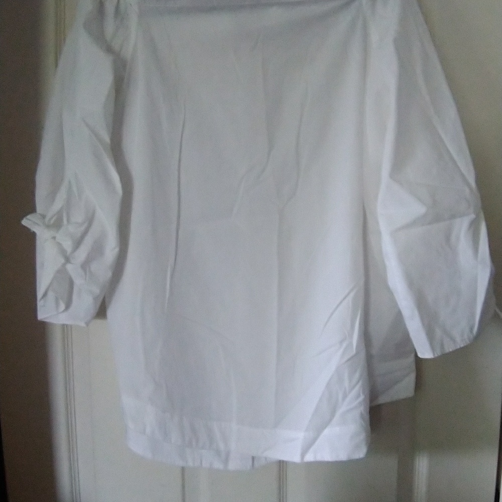 Off shoulder or on this blouse is really cute